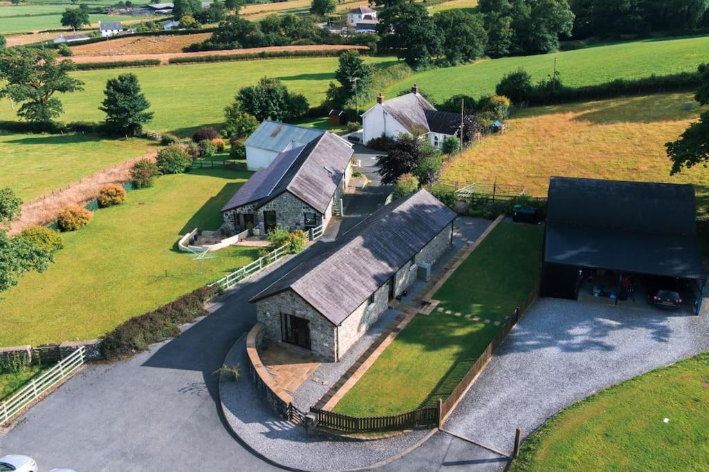 The Barn. Apartment Carmarthen Exterior foto